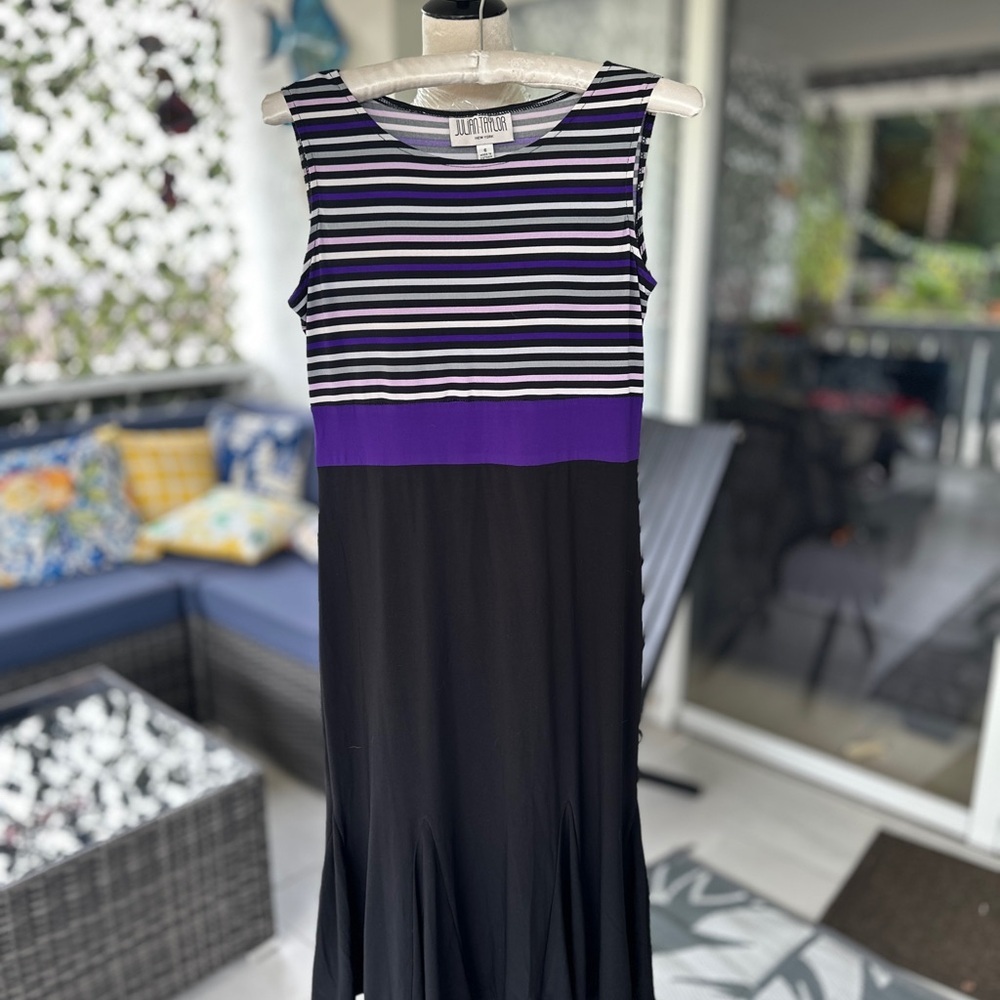 Julian Taylor Purple and White Sheath Midi Dress Sleeveless Scoop Neck